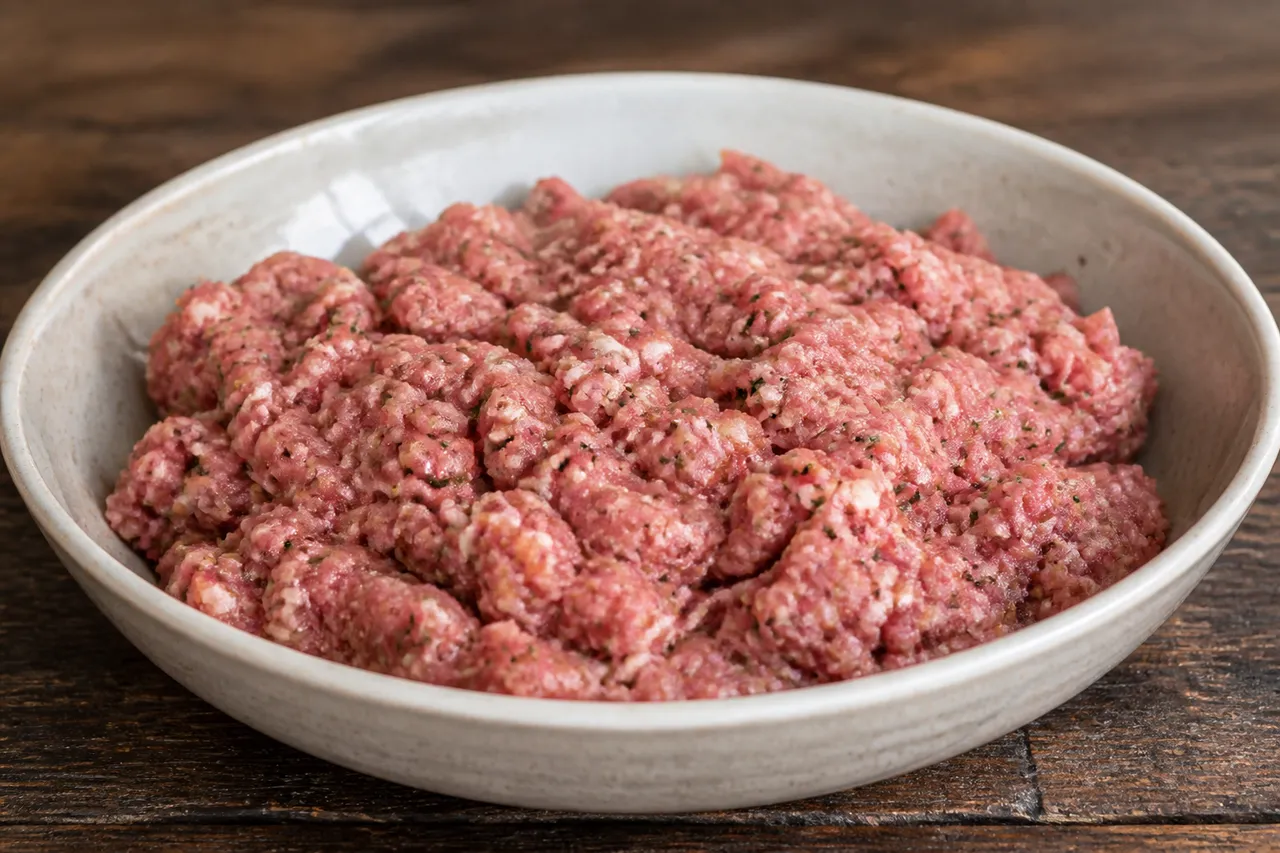Farce de chipolatas maison avec porc haché et épices